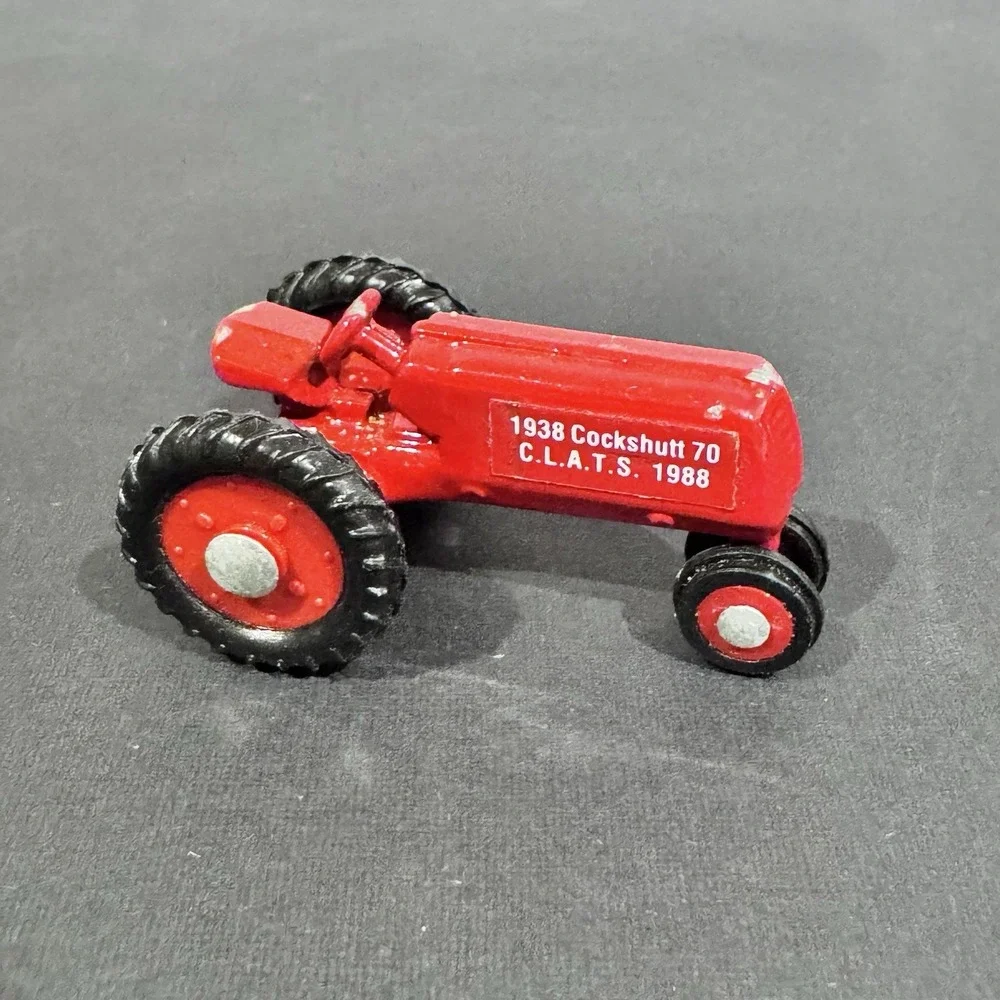 CLATS 1988 1:64 Diecast Model Of A 1938 Red Cockshutt H70 Tractor Rubber Wheels